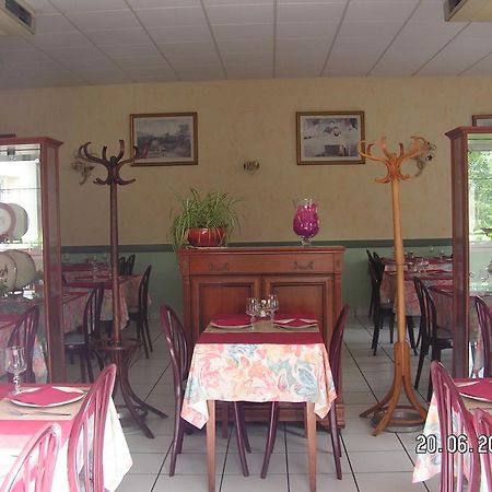 Le Bois Joli Hotel Massais ภายนอก รูปภาพ