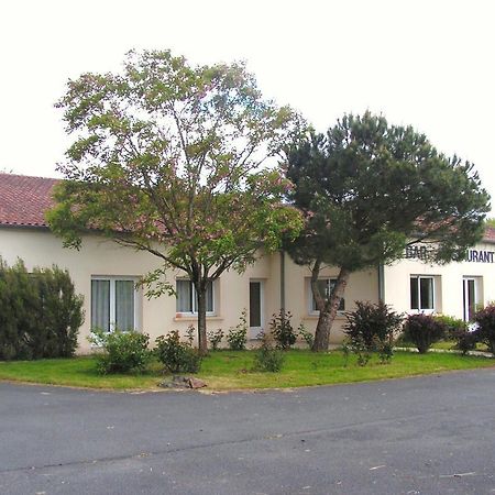 Le Bois Joli Hotel Massais ภายนอก รูปภาพ
