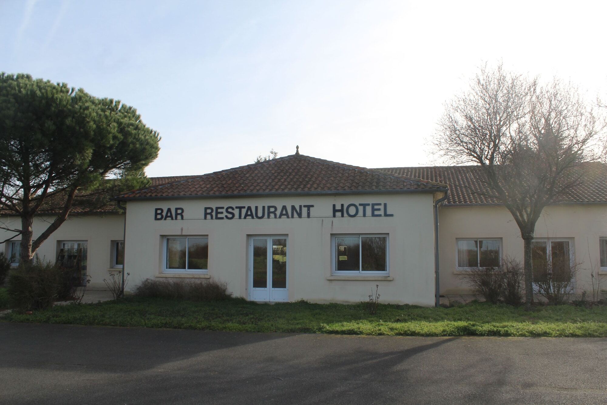 Le Bois Joli Hotel Massais ภายนอก รูปภาพ